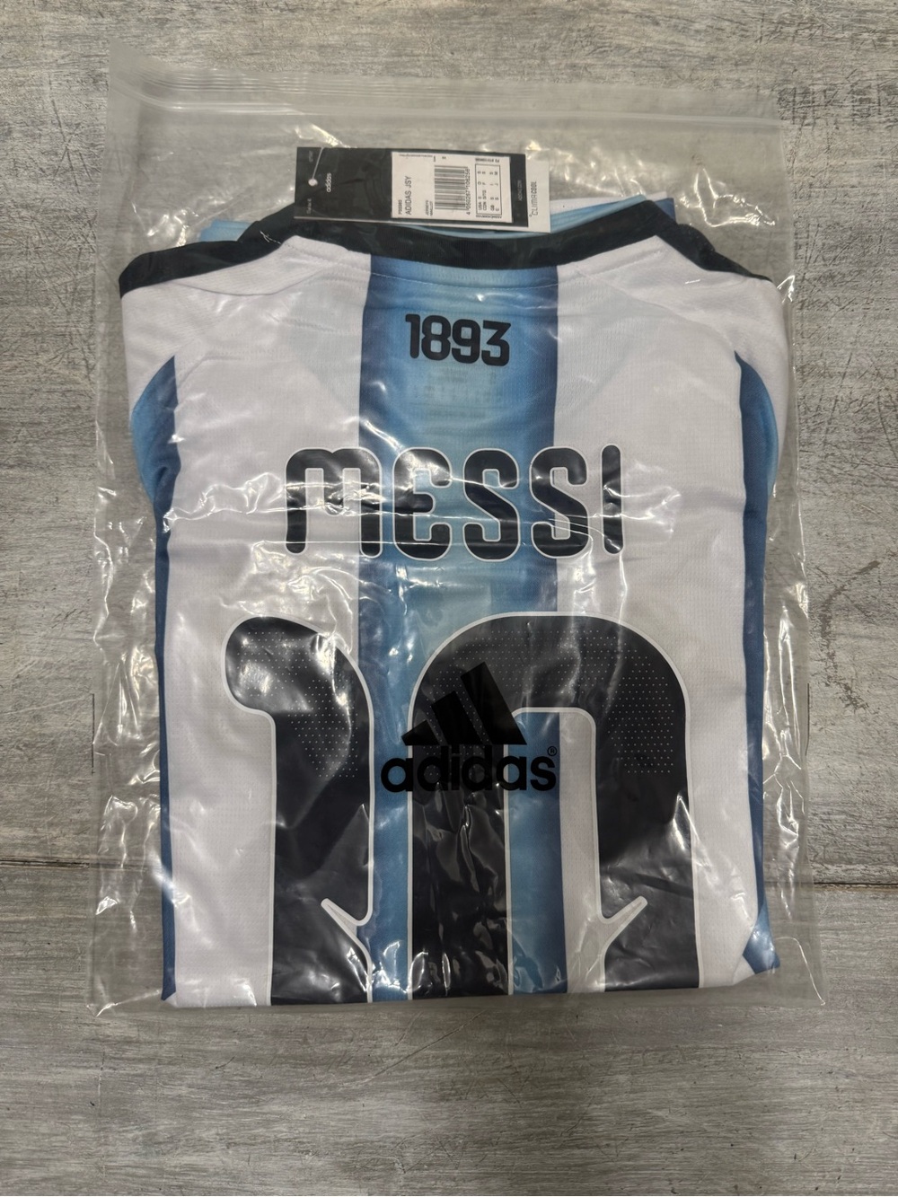 adidas Argentina Messi #10 World Cup 2026 Home Jersey - Picture 3 of 3